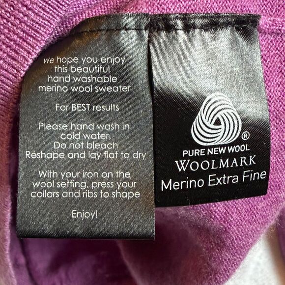 Men's Size XL Kirkland Signature Extrafine Merino Wool 1/4 Zip Purple Sweater - Picture 7 of 13